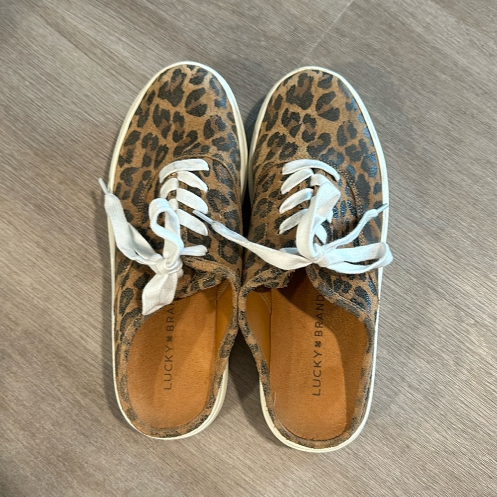 Lucky brand slip on tennis shoe